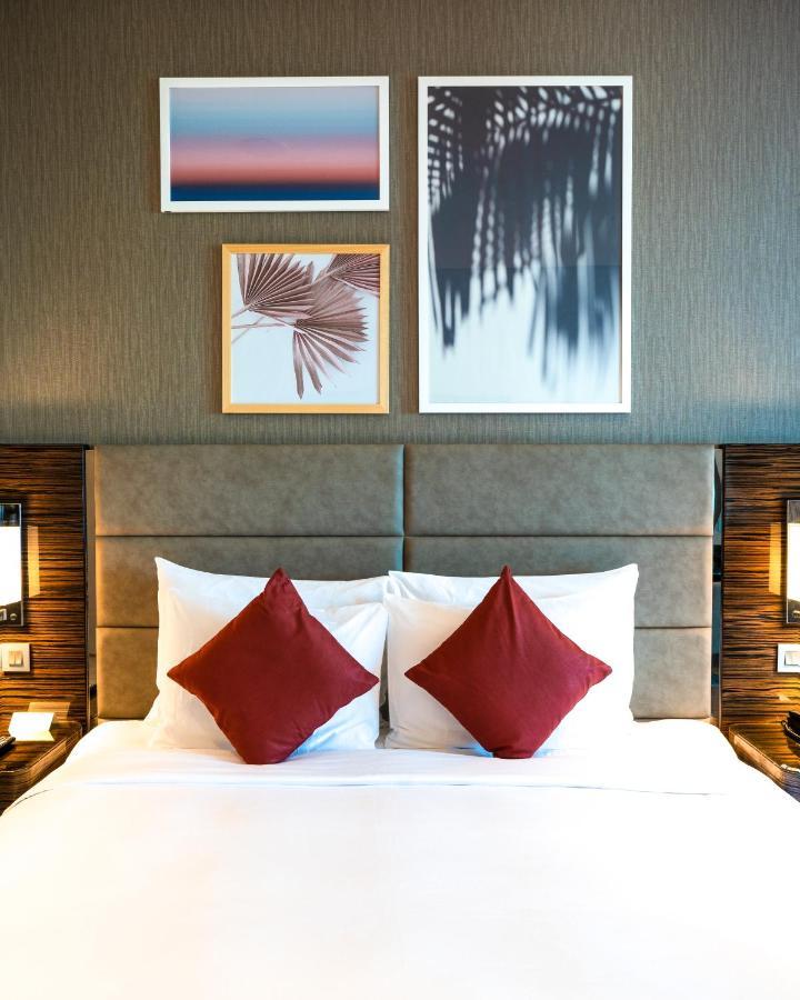 Hyde Hotel Dubai Exterior photo Deluxe Room