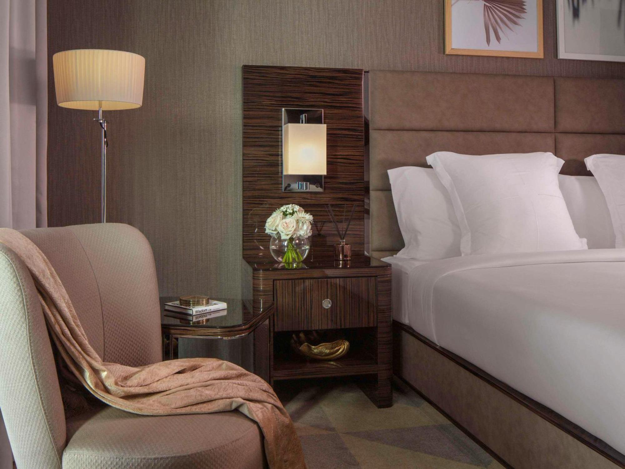 Hyde Hotel Dubai Exterior photo