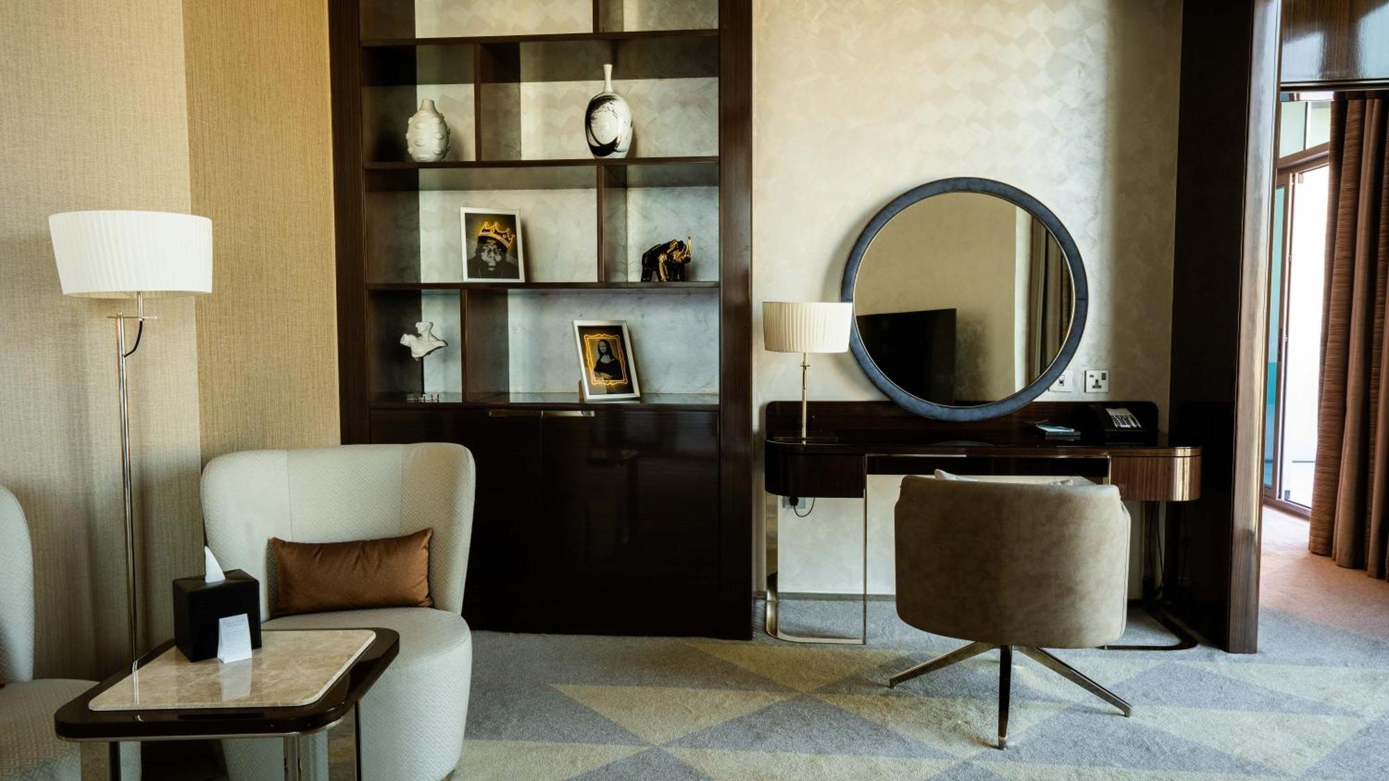 Hyde Hotel Dubai Room photo A room at the Ritz-Carlton, DIFC